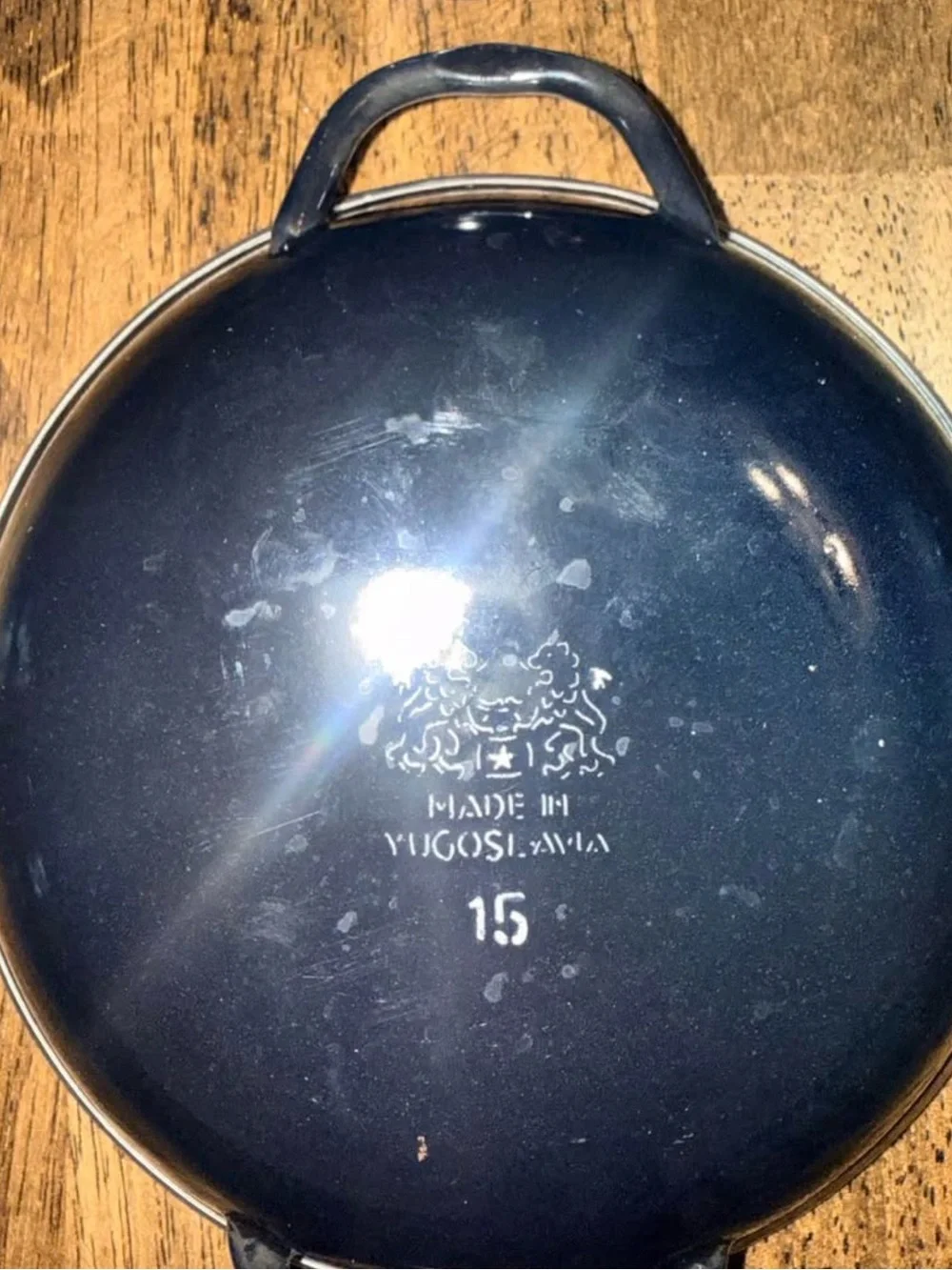 Vintage Emo Celje Enamelware Nesting Skillet Set